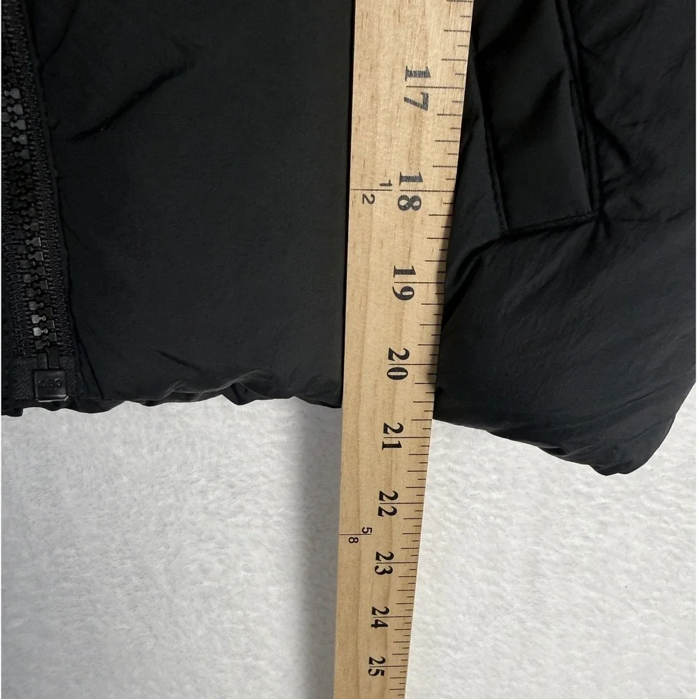 Old Navy Kids Black Puffer Vest Full Zip Quilted Sleeveless Jacket Size L 10-12